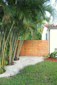 Jackie DiCi: Selecting a Modern Fence